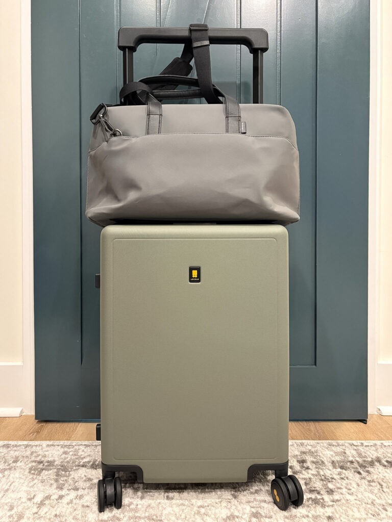 Level8 plus Away Everywhere Bag